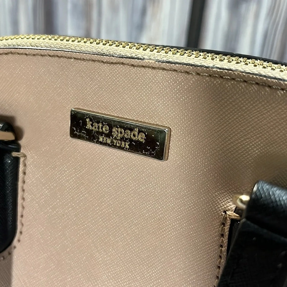 KATE SPADE DULL COMPARTMENT HAND BAG/ CROSSBODY PVC BAG - Picture 12 of 16